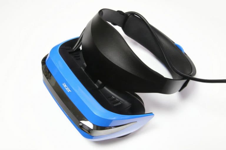 VRChat」用のHMD（ヘッドマウントディスプレイ）はWindows MR用が一番