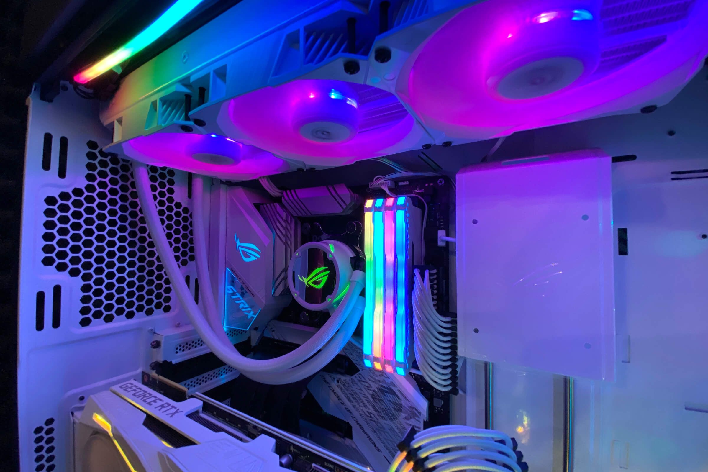 ROG Strix LC 360 RGB White Edition | AIO液冷クーラー | ROG Japan