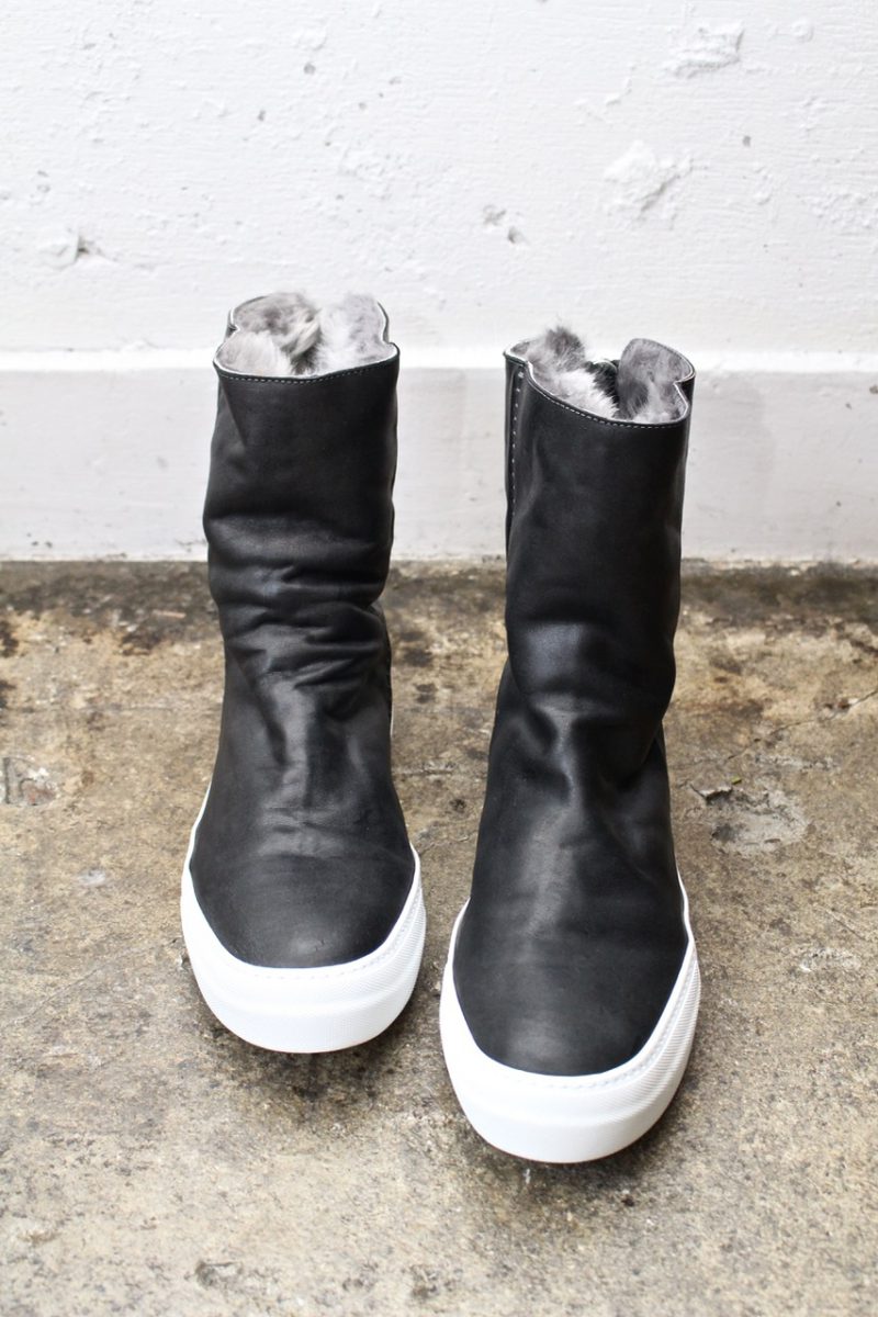 LINEA_F by incarnation. MMXVII-X749. GUIDI Waxed Horse Back Zip