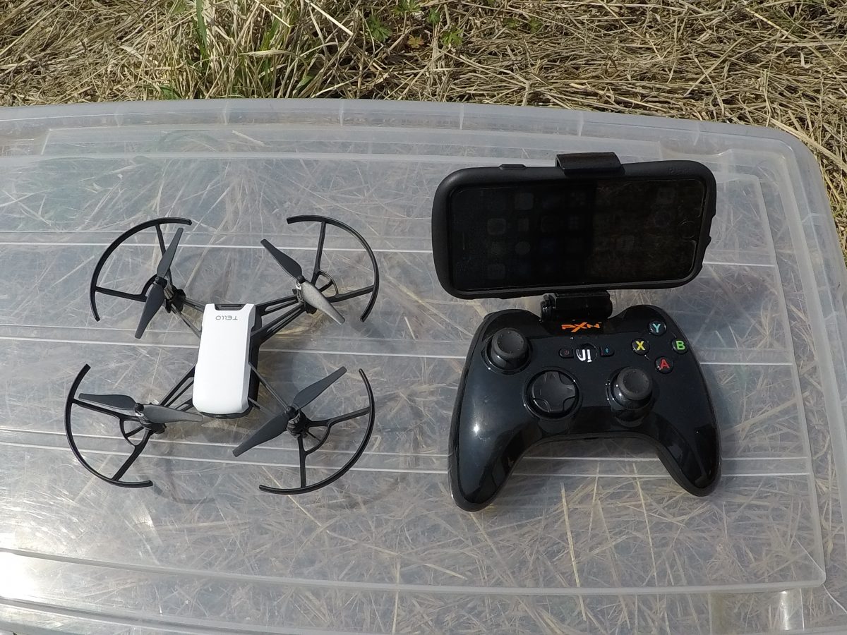 DJI Tello ドローン】ゲームパッド(Bluetoothコントローラー)を使用