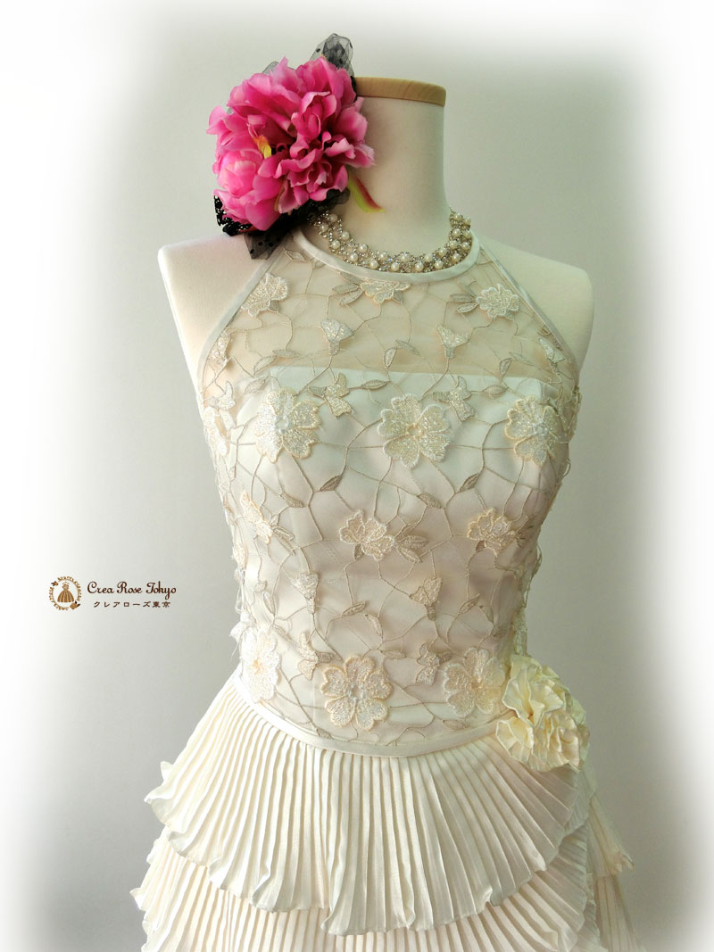 お値下げ中】さえら Akiakane ゴージャスなフリルお花飾り ドレス割烹