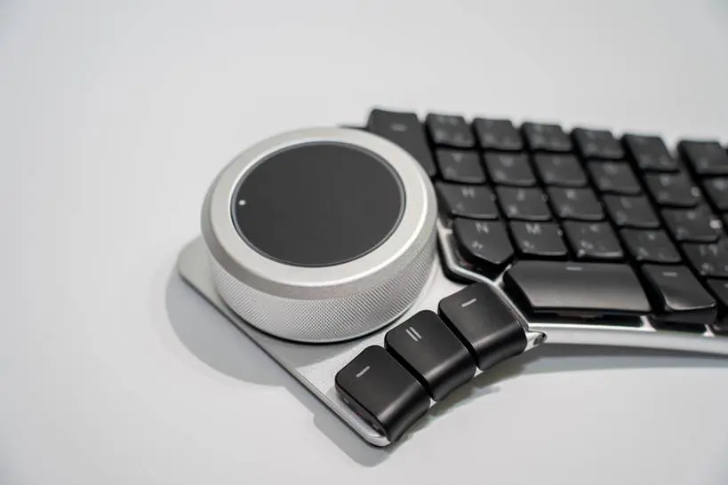 モジュール交換式の分割キーボード「Naya Create」日本語配列モデルが