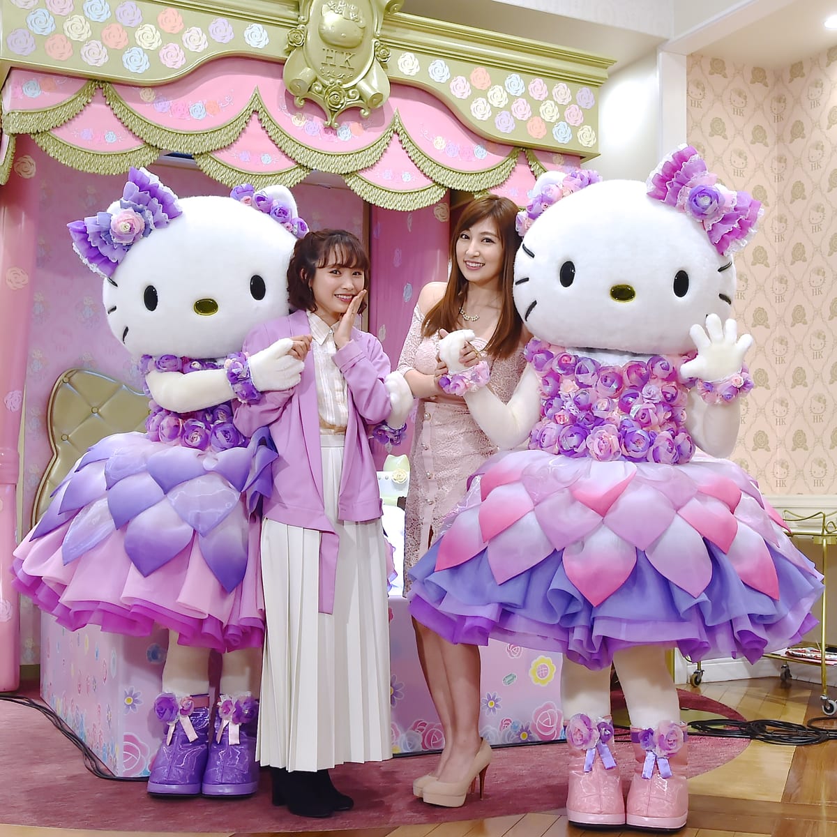 サンリオピューロランド・ハーモニーランドで開催！ハローキティ45周年