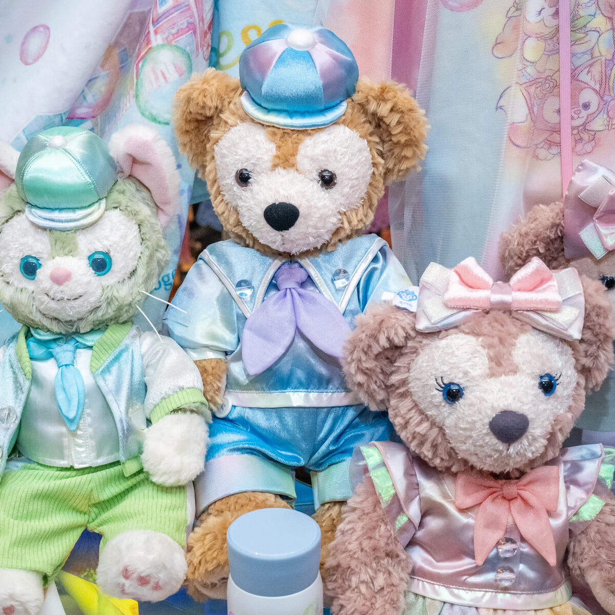 虹色をイメージ！東京ディズニーシー“ダッフィー＆フレンズ20周年