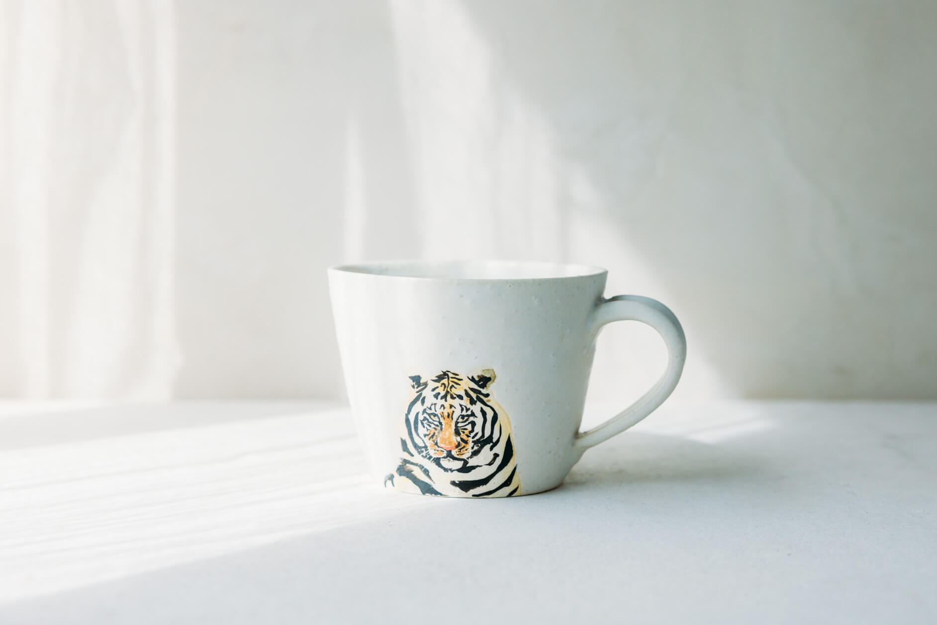 Acne pottery studio ｜蓋物、招き猫、食器が入荷しました