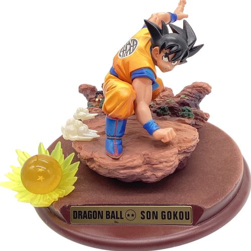 フィギュア ドラゴンボール セレクション 巻二 孫悟空（界王拳