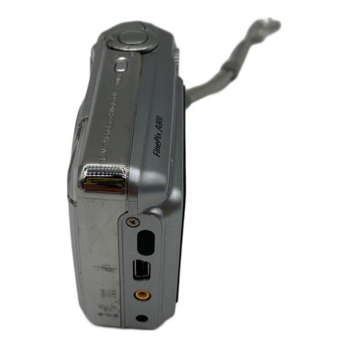 FUJIFILM (フジフィルム) コンパクトデジタルカメラ FinePix A800 830