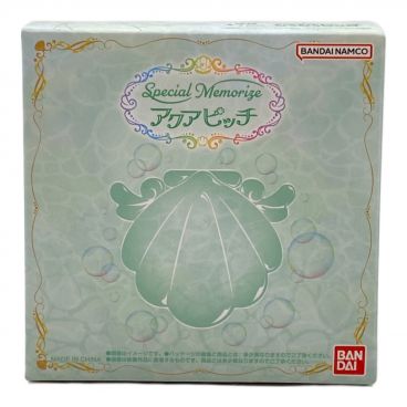 歴代仮面ライダー全員集合ピンズセット 40周年記念 留め具欠品