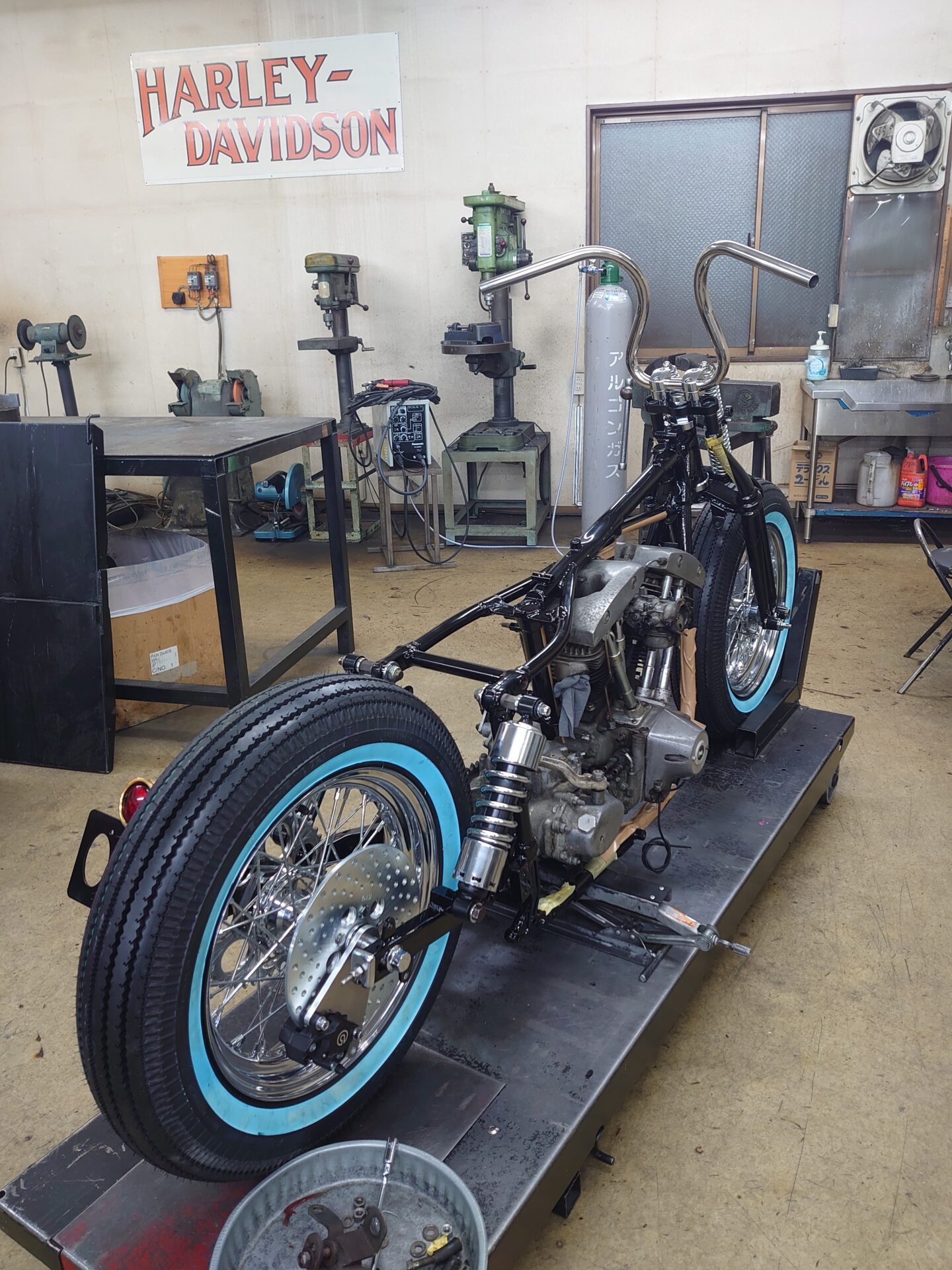 ショベル マフラー チョッパー リジット 4速フレーム サス付き