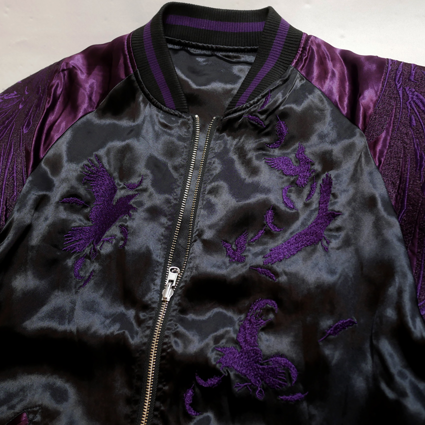 絡繰魂 DAKU 鴉 刺繍 リバーシブル スカジャン ブラック×パープル 244053