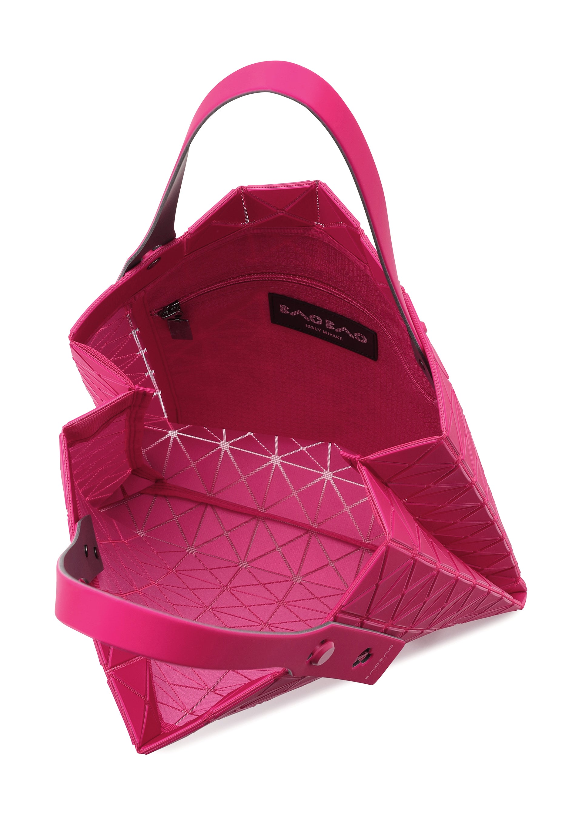 PRISM PLUS Tote Bag Cherry Red – ISSEY MIYAKE EU