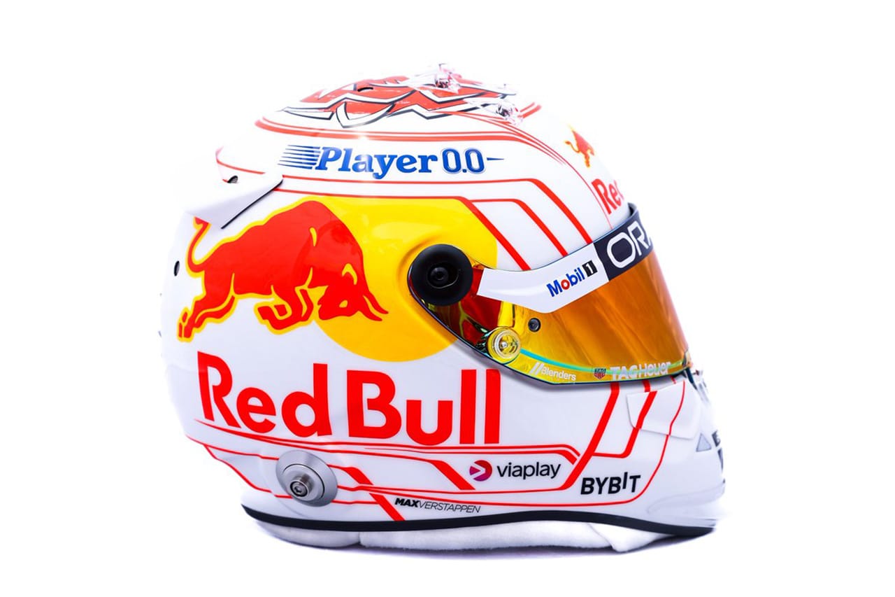 マックス・フェルスタッペン、2023年F1日本GPで“日の丸”ヘルメット