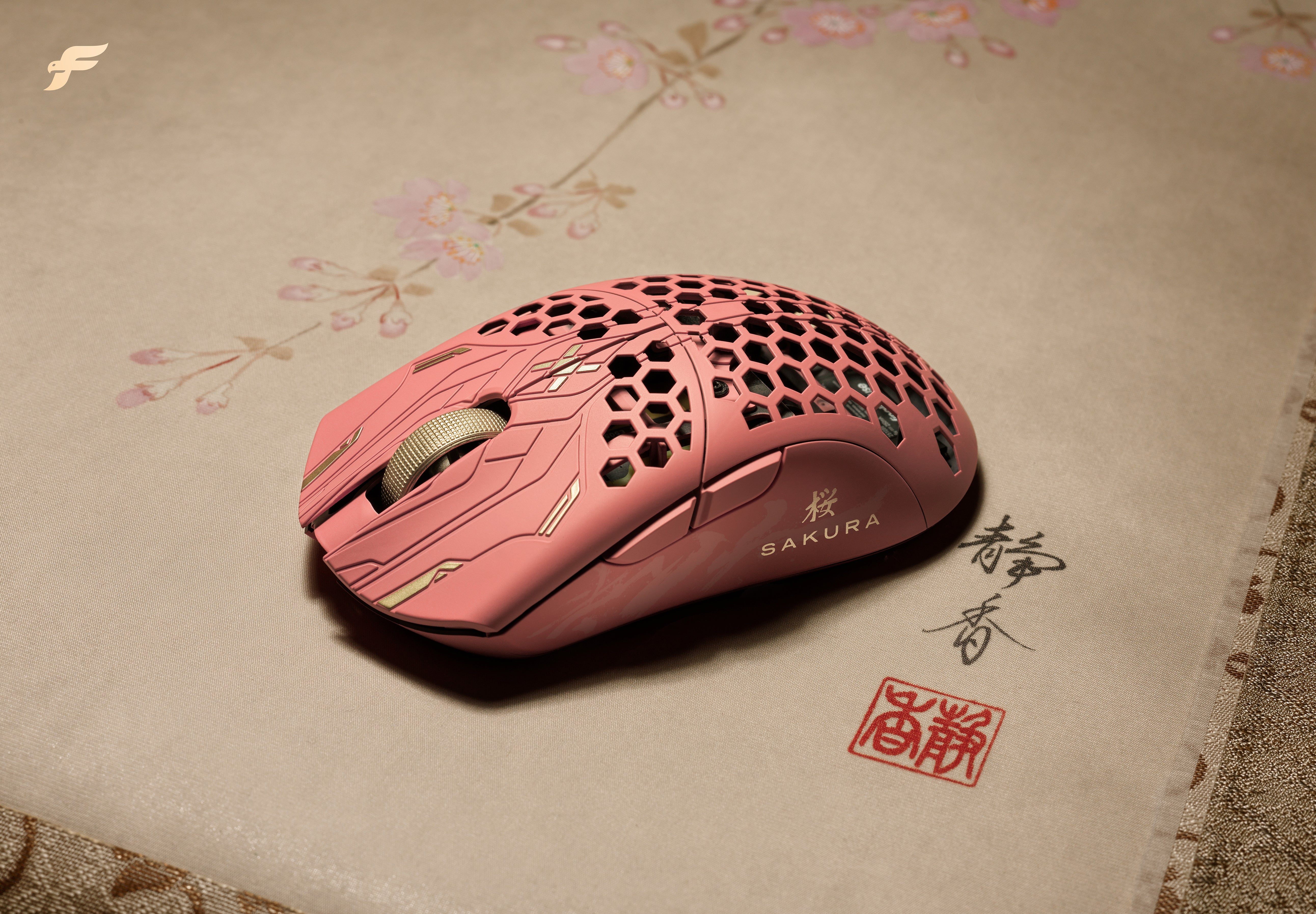 ULX Sakura – Finalmouse