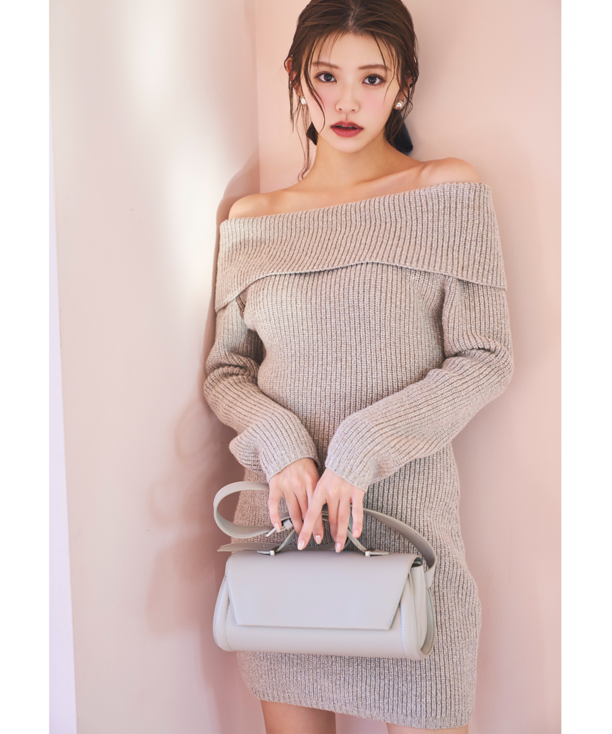 オフショルニットミニワンピース｜PETAL ONLINE（ペタルオンライン）