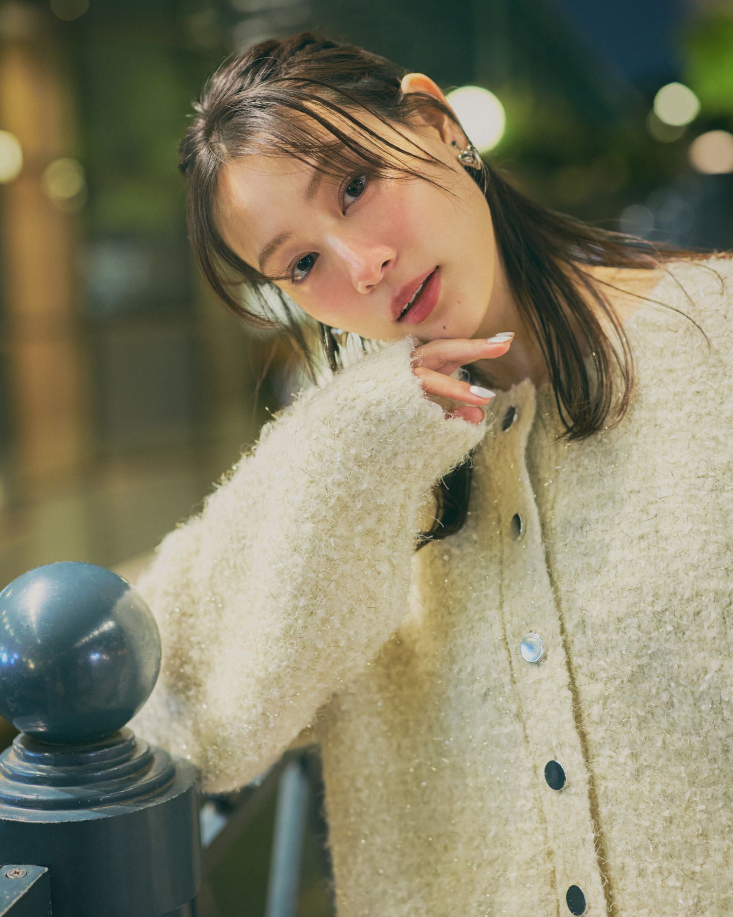 キラキラフェザーニットカーディガン｜Stola.（ストラ）公式通販サイト