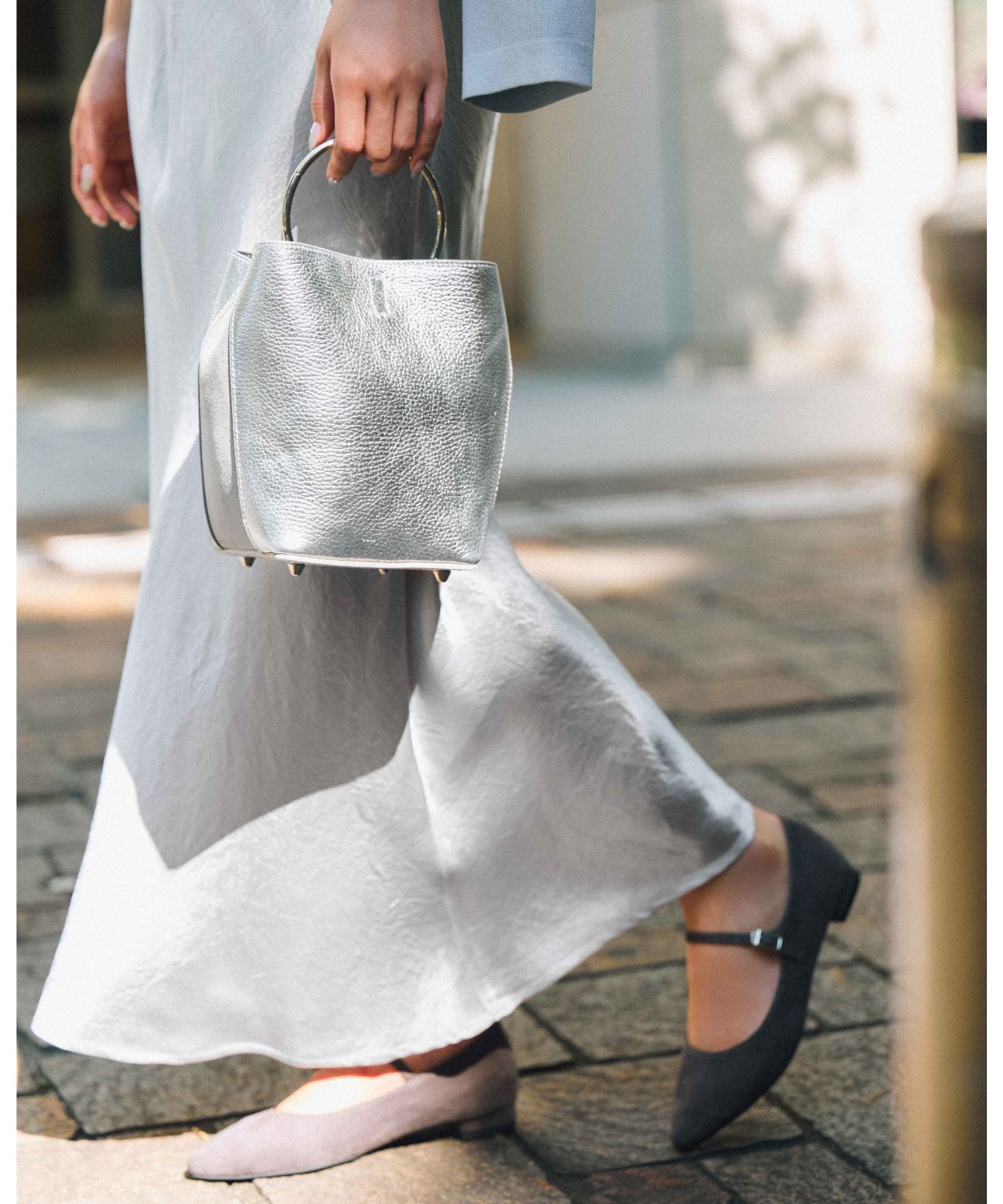 AULENTTI】リングハンドルレザーバッグ (Stola.別注色有り)｜Stola