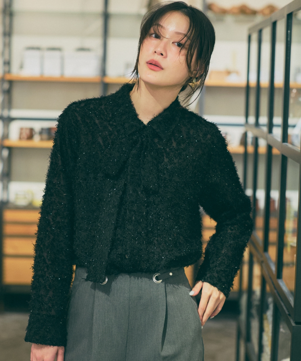 カットジャカードボウタイブラウス｜Stola.（ストラ）公式通販サイト