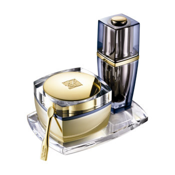 エスティ ローダー / リニュートリィブ リ・クリエイション フェース