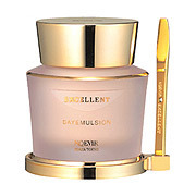 ノエビア / エクセレント 薬用デイエマルジョンの公式商品情報｜美容