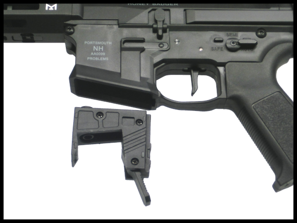 SRC: FALCON STD電動ガンM4用 マガジン アダプターの通販情報