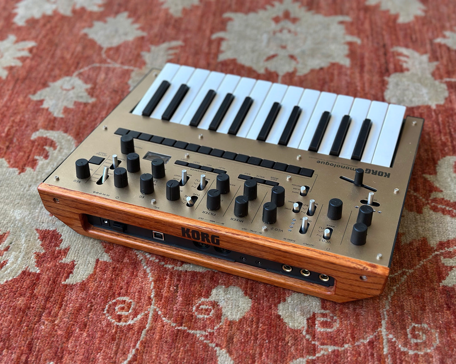 KORG Monologue GOLD – Found Sound