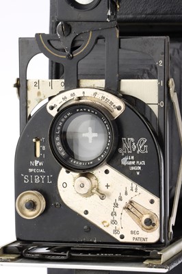 Lot 442 - A Newman & Guardia New Special Sibyl Folding