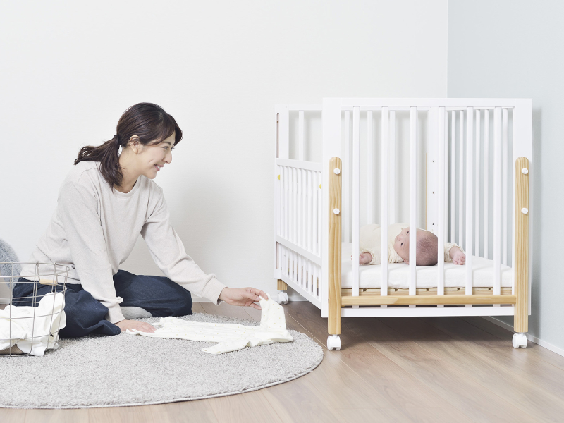 引き渡し】yamatoya kihonベビーベッド ホワイト 引き渡し】yamatoya