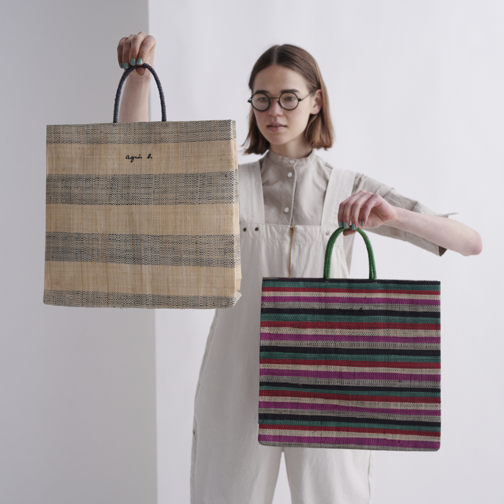 どちらにするか迷うくらいなら、2個持ちしちゃいなよ！《アニエスベー