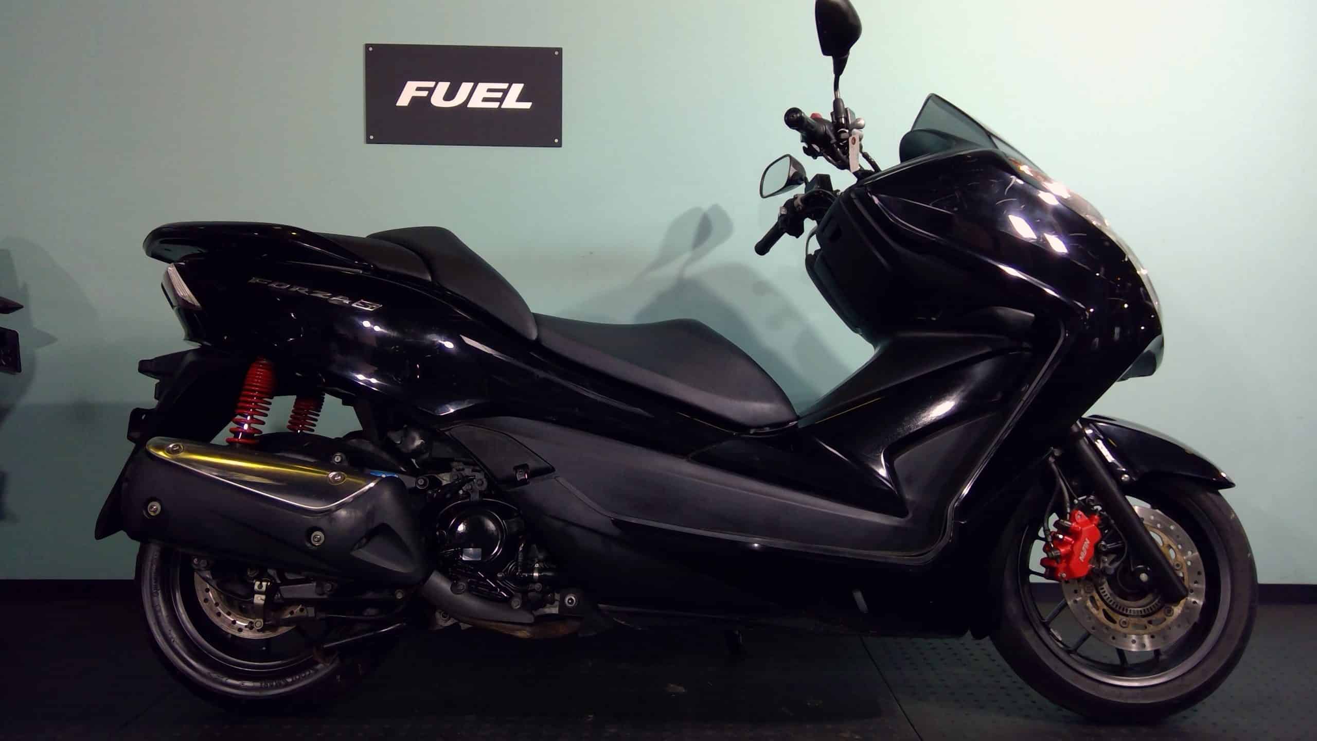 フォルツァSi MF12 中型ビッグスクーター 全国通販可 中古 - 全国