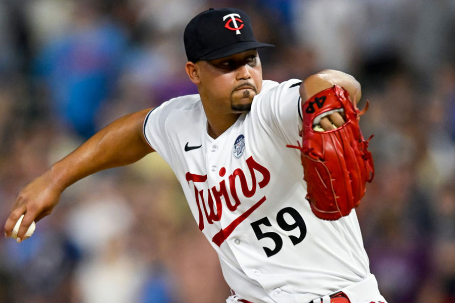 打者呆然…衝撃の169キロは「恐怖」 25歳が投じる