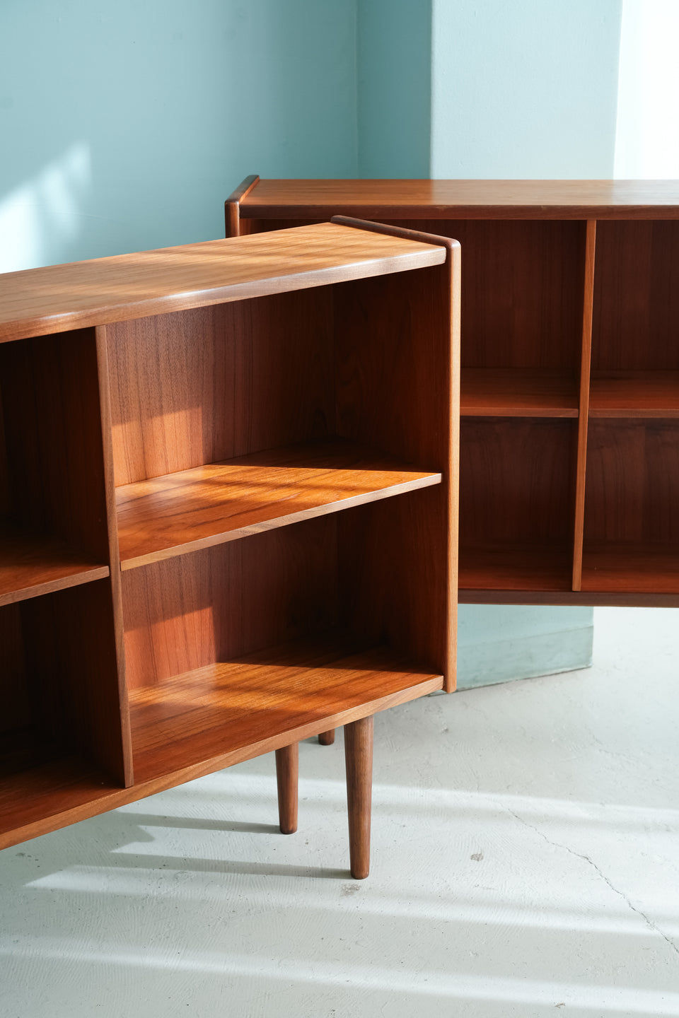 デンマークヴィンテージ ブックケース チーク材 本棚 北欧家具/Danish